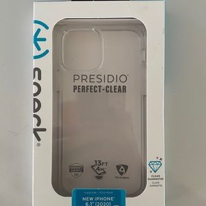 Presidio perfect clear speck iPhone 12 case